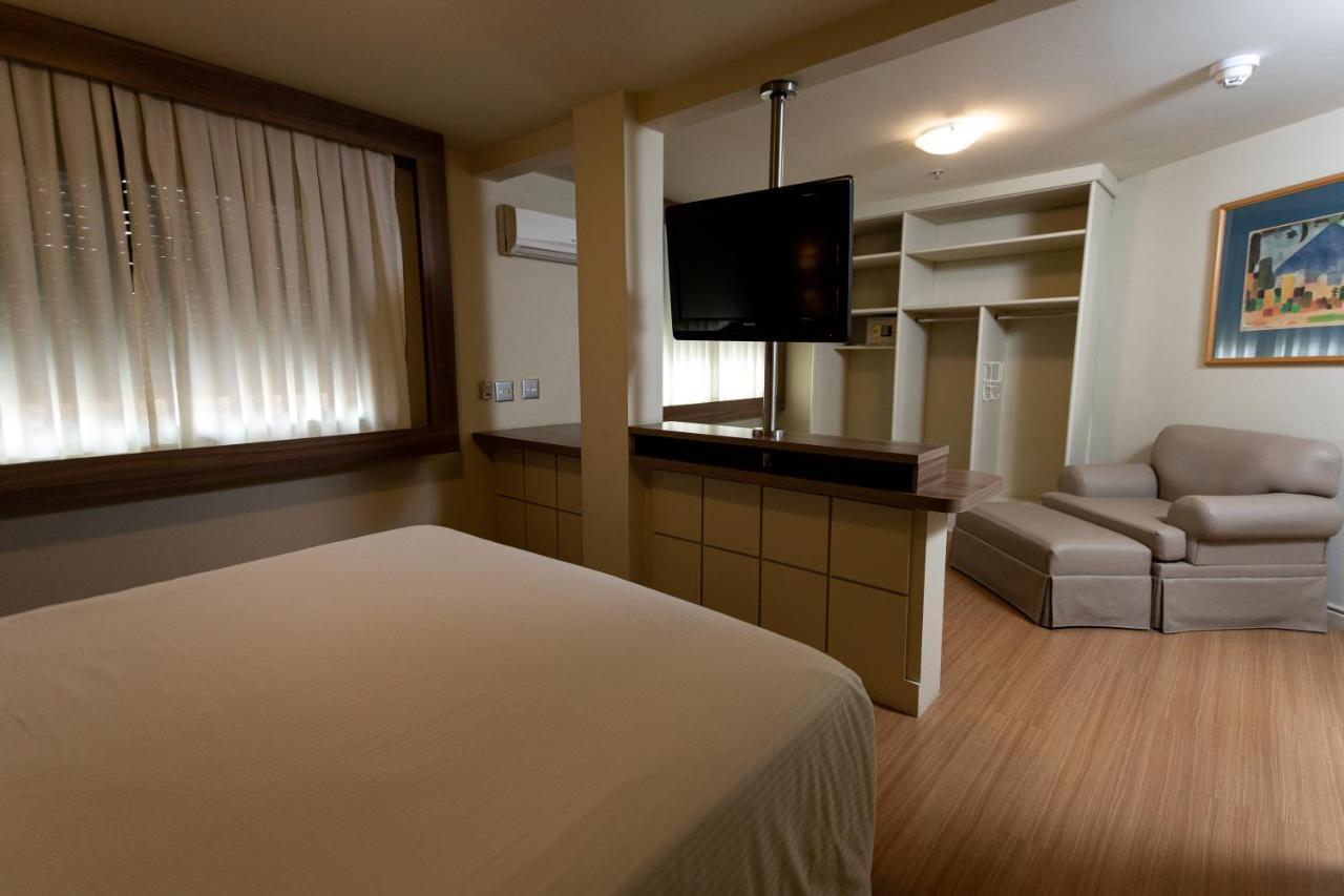 Hotel Master - Av Carlos Gomes, Proximo Ao Consulado Americano
